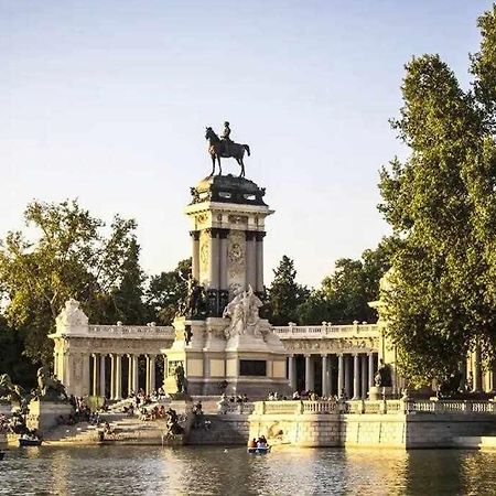 Apartamento IV Alcalaretiro Ideal Parejas Madrid Eksteriør bilde