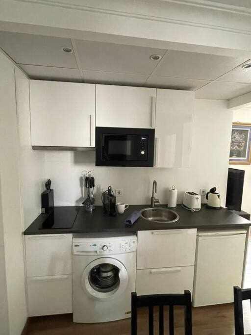 Apartamento IV Alcalaretiro Ideal Parejas Madrid Eksteriør bilde