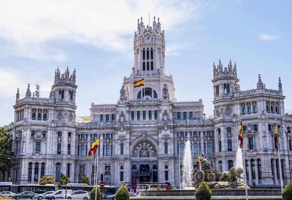Apartamento IV Alcalaretiro Ideal Parejas Madrid Eksteriør bilde